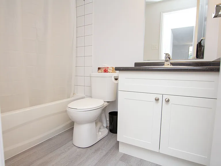 142 Woodside Ave — Photo 14