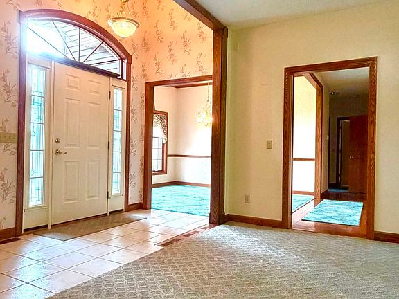 4th image of 8354 Emerald Glen Ct