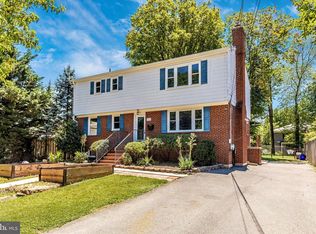 306 Carr Ave, Rockville, MD 20850