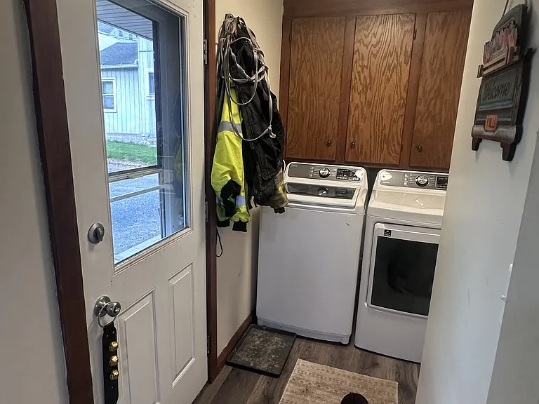227 E Howard St #1 — Photo 9