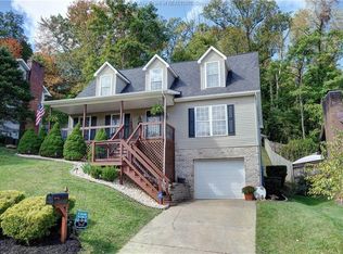 711 Christian Dr, Charleston, WV 25303