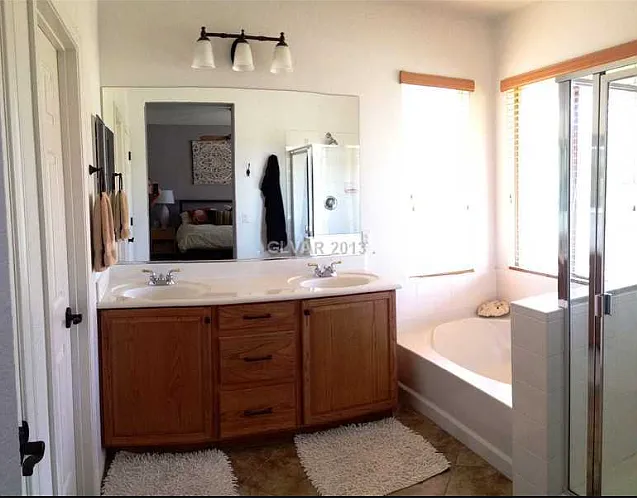 Master Bathroom - Garden Tub and shower