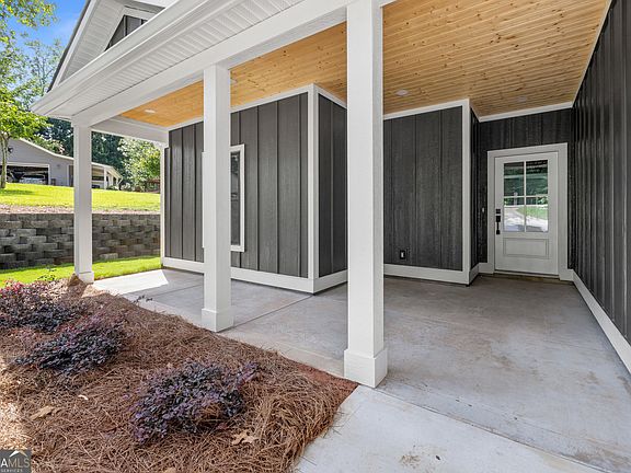 4th image of 203 Palmer Ln