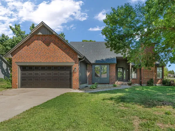 7200 SW 33rd St, Topeka, KS 66614