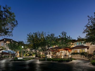 8801 Palm Greens Ct, Las Vegas, NV, 89134