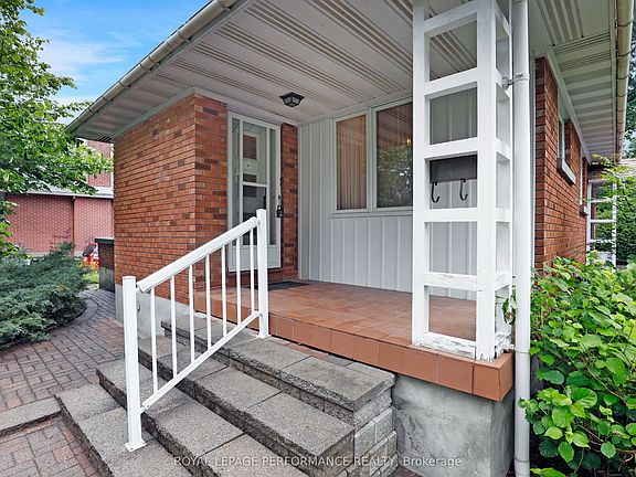 4th image of 2061 Fairbanks Ave