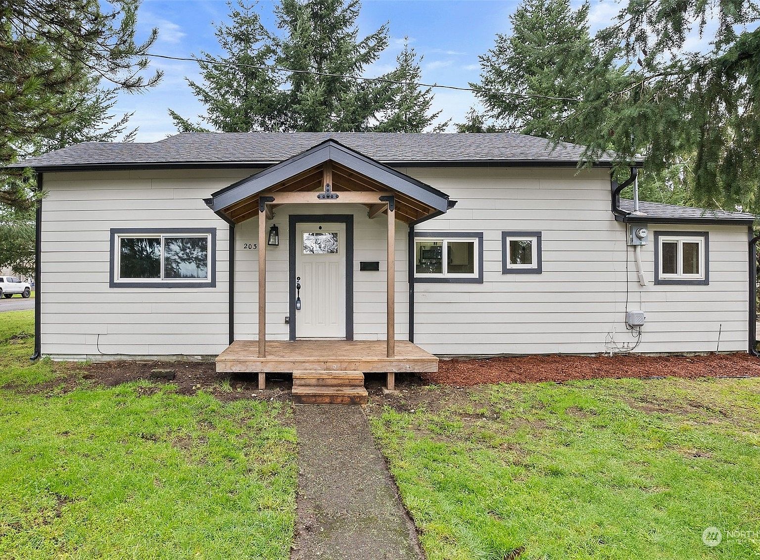 203 Center Street, Oakville, WA 98568 Zillow