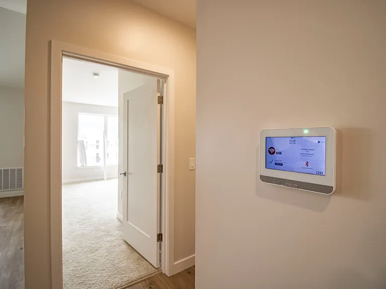 SmartHome Technology