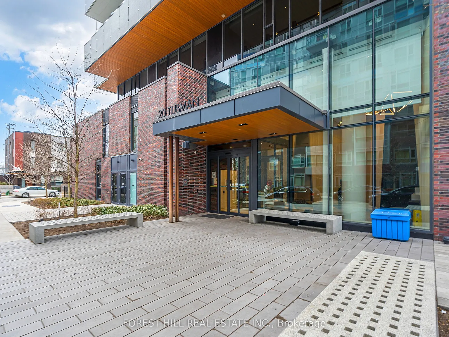 2 bed, $2,450 — Photo 2