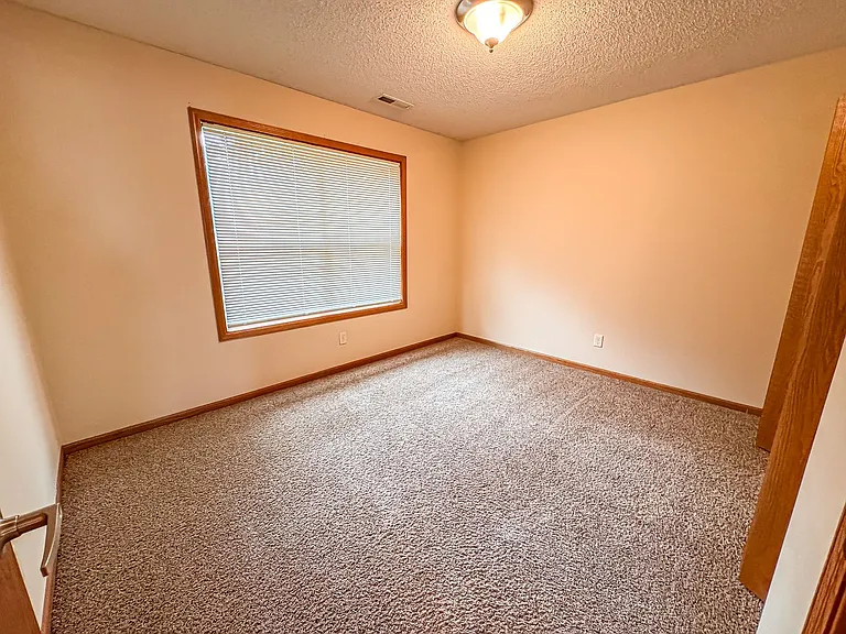 1582B Gunston Dr — Photo 9