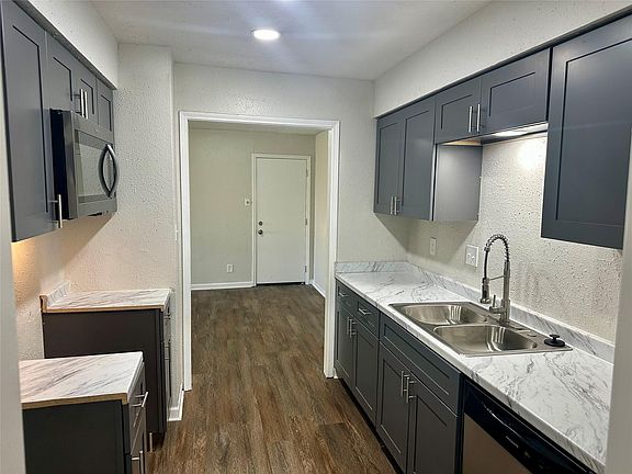 3rd image of 12202 Wild Pine Dr Unit A