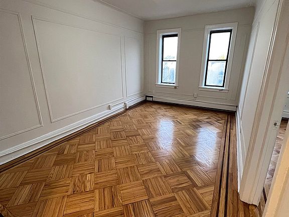 2nd image of 256 Clendenny Ave APT 6