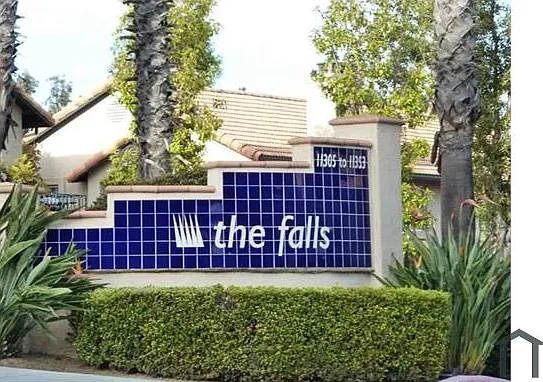 11337 Avenida De Los Lobos #G