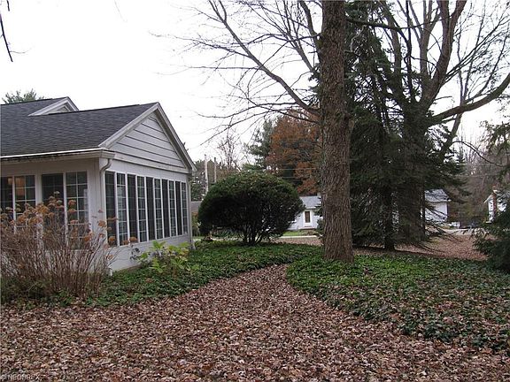 5th image of 1554 Sunset Ln