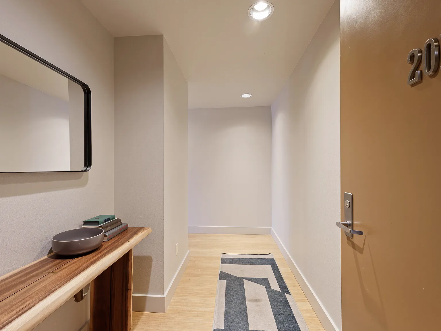 2 bed, 1062 sqft, $3,500 — Photo 4