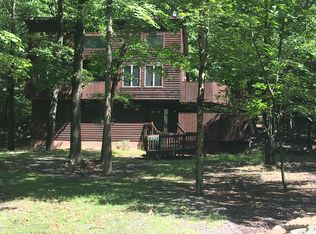 247 S Iroquois Cir, Hazleton, PA