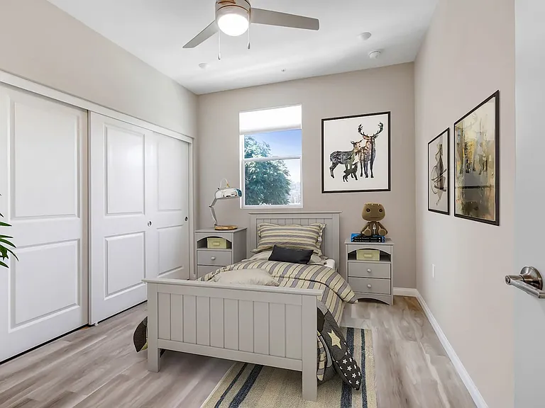 JB Center Apartments — Photo 16