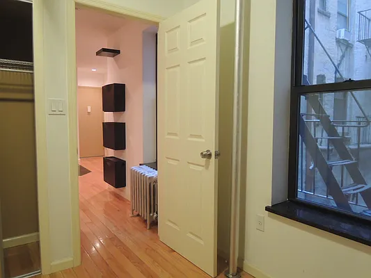 Rented by J Misrahi Realty Corp | media 16