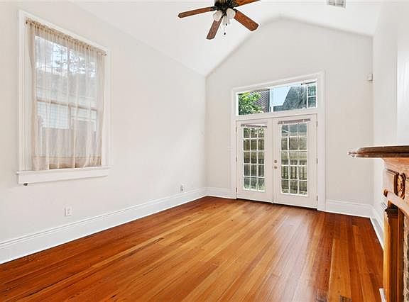 3rd image of 627 Spain St