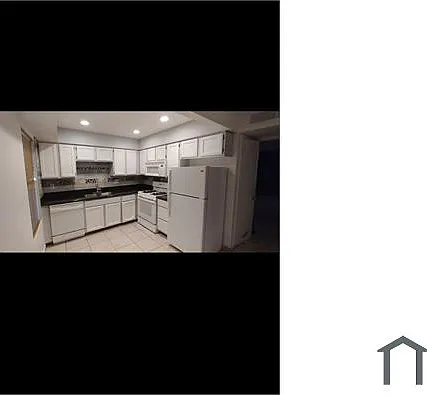 3840 N 43rd Ave #13 — Photo 9