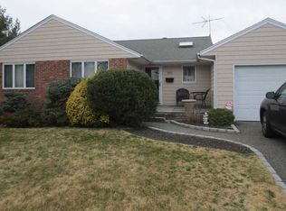 3811 Condit St, Seaford, NY 11783