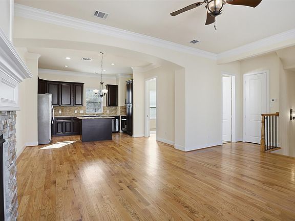 3rd image of 11017 Upland Forest Dr