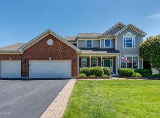 1606 Creekside Cir, Minooka, IL 60447