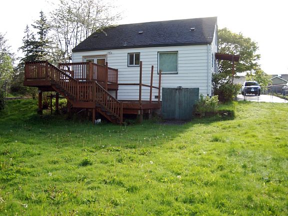 2nd image of 6916 Berkshire Dr