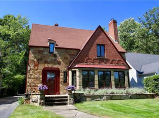 2472 Princeton Rd, Cleveland Heights, OH 44118