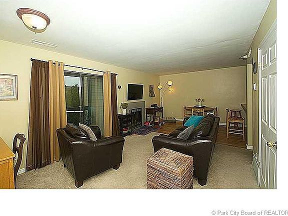 3rd image of 1650 Upper Ironhorse Loop #3