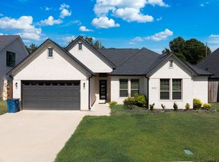 253 Kathryns Ct, Mount Pleasant, TX 75455