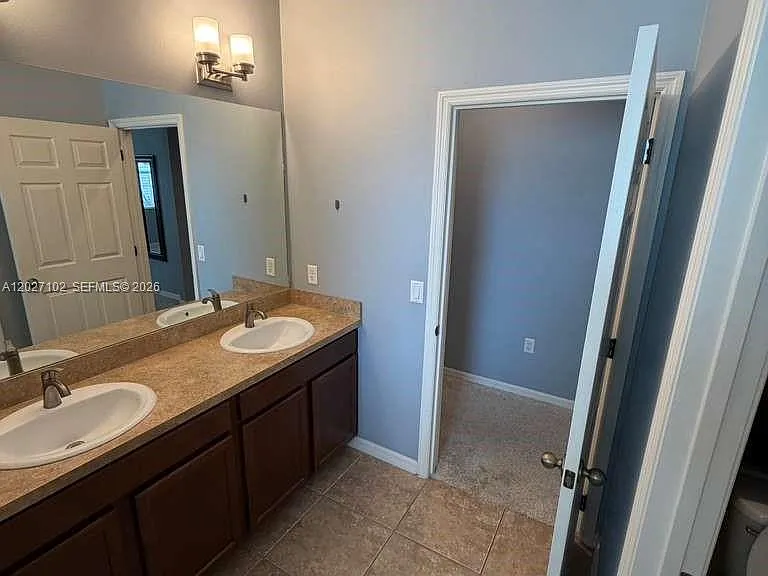 3747 Creswick Cir — Photo 41