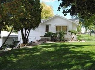 6821 S 49th St, Omaha, NE 68117