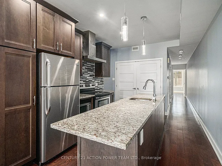 453 Booth St #B — Photo 7