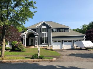 26 Orsini Dr, Wakefield, MA 01880