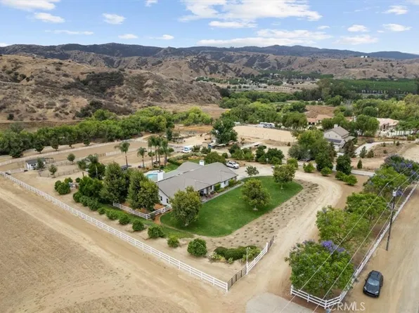 28845 Live Oak Canyon Rd, Redlands, CA 92373