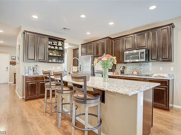 5th image of 4974 Mountain Pepper Dr