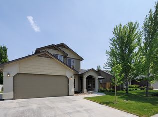 3846 N Arches Way, Meridian, ID 83646