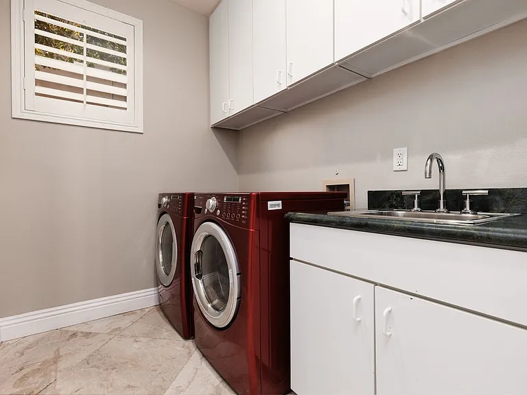 2451 Hollow Rock Ct — Photo 17