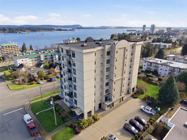 225 Rosehill St Unit 201, Nanaimo, BC V9S 1E1