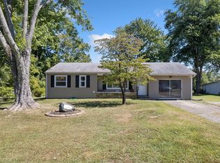 4196 Summit Rd, Batavia, OH 45103