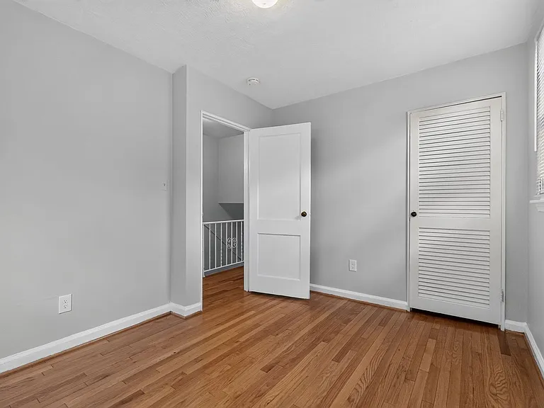 5551 Chillum Pl NE — Photo 14