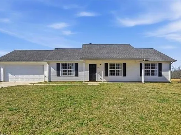 133 Carols Ln, Locust Grove, GA 30248