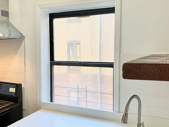 4th image of 530 W 147th St #43B
