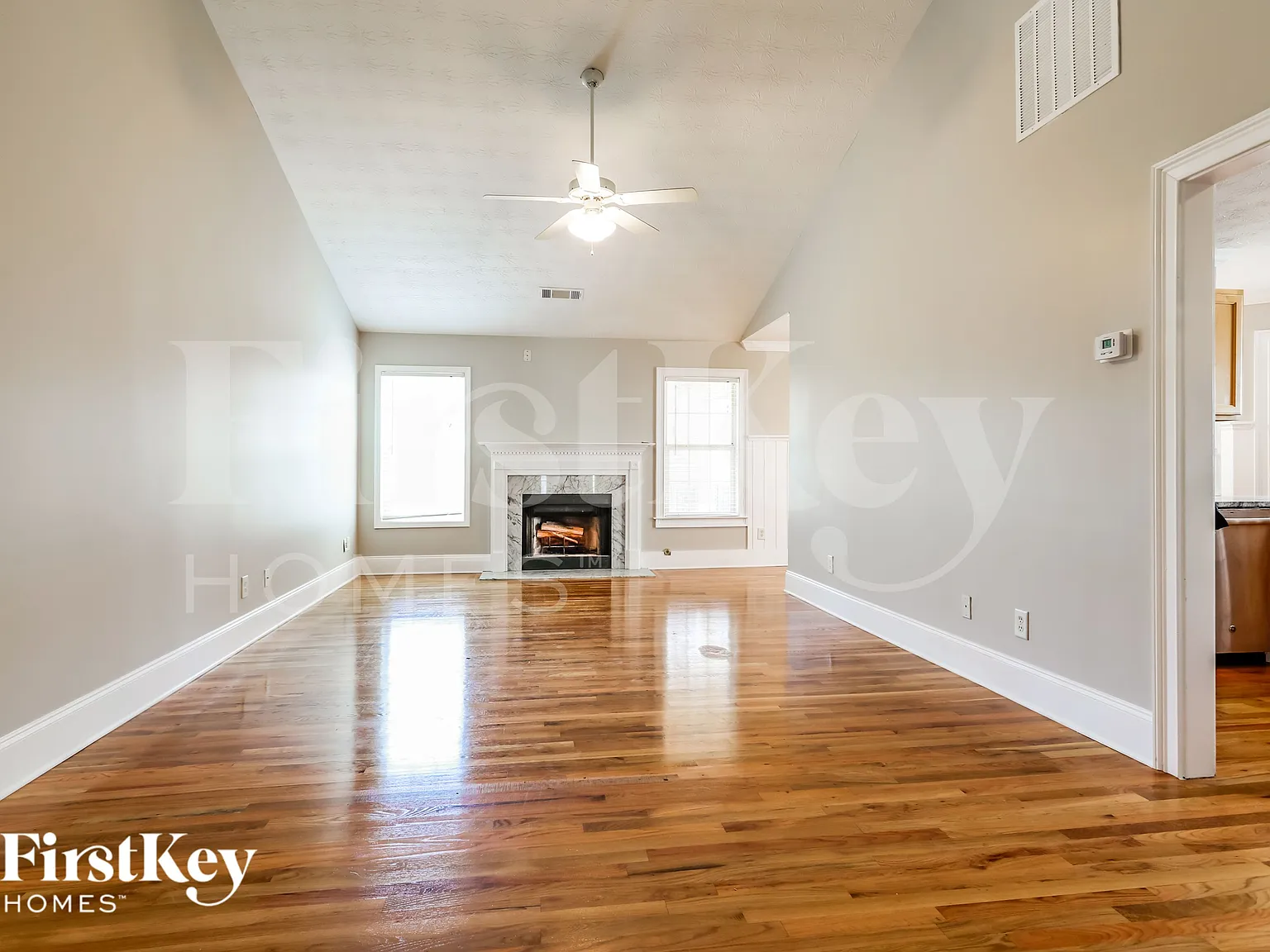 6 bed, 3.0 bath, 3515 sqft, $2,855 — Photo 2