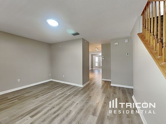 3rd image of 22127 Rosewall Ct