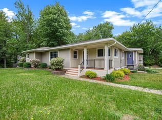 6988 S Harvey St, Spring Lake, MI 49456