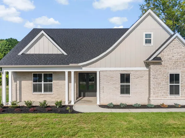 212 Poppy Pl, Lenoir City, TN 37772