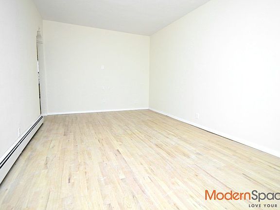 5th image of 2184 46th St #2