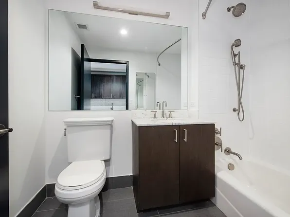 21 W End Ave, New York, NY